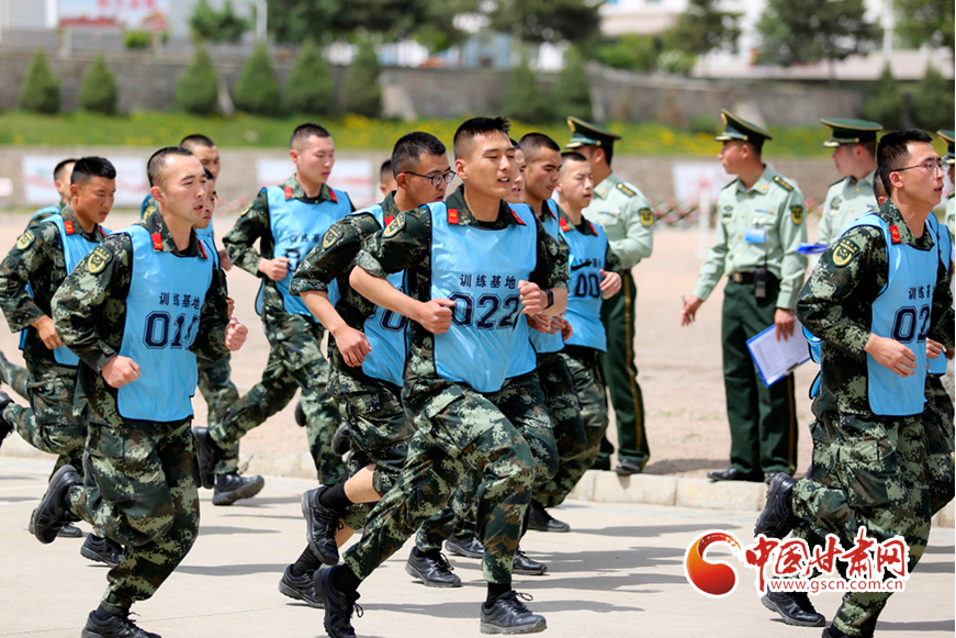 【隴拍客】甘肅武警：沖刺！向著心中的軍校夢